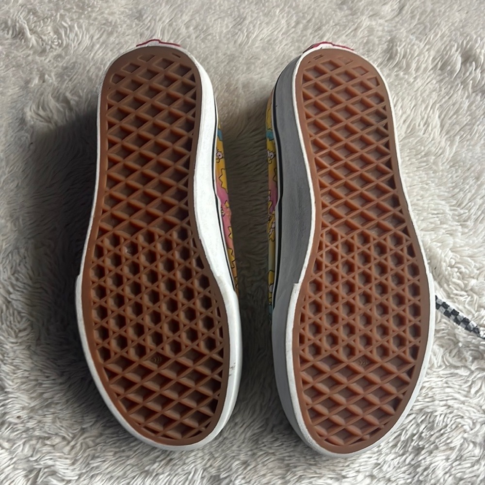 Vans X The Simpson Shoes - Picture 4 of 5